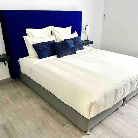 T1 - Le Paille En Queue - Neuf, Vue Jardin, 11Min Aeroport Apartment Сен Дьони Екстериор снимка